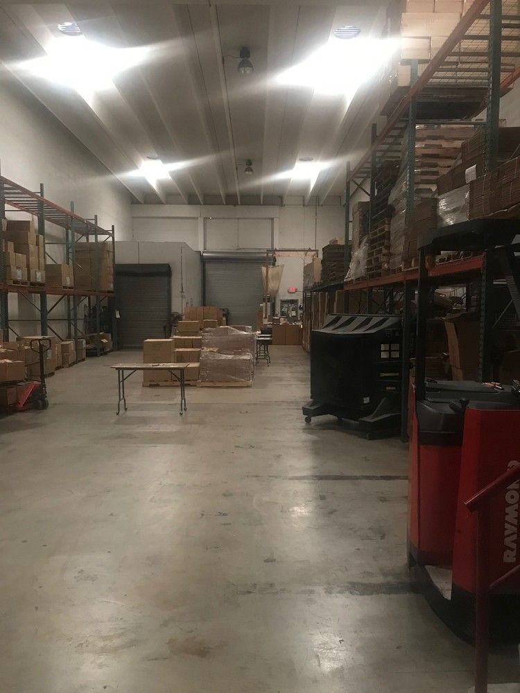 Dixie Box Building: 671 & 675 NW 4 Avenue, Fort Lauderdale, FL 33311
